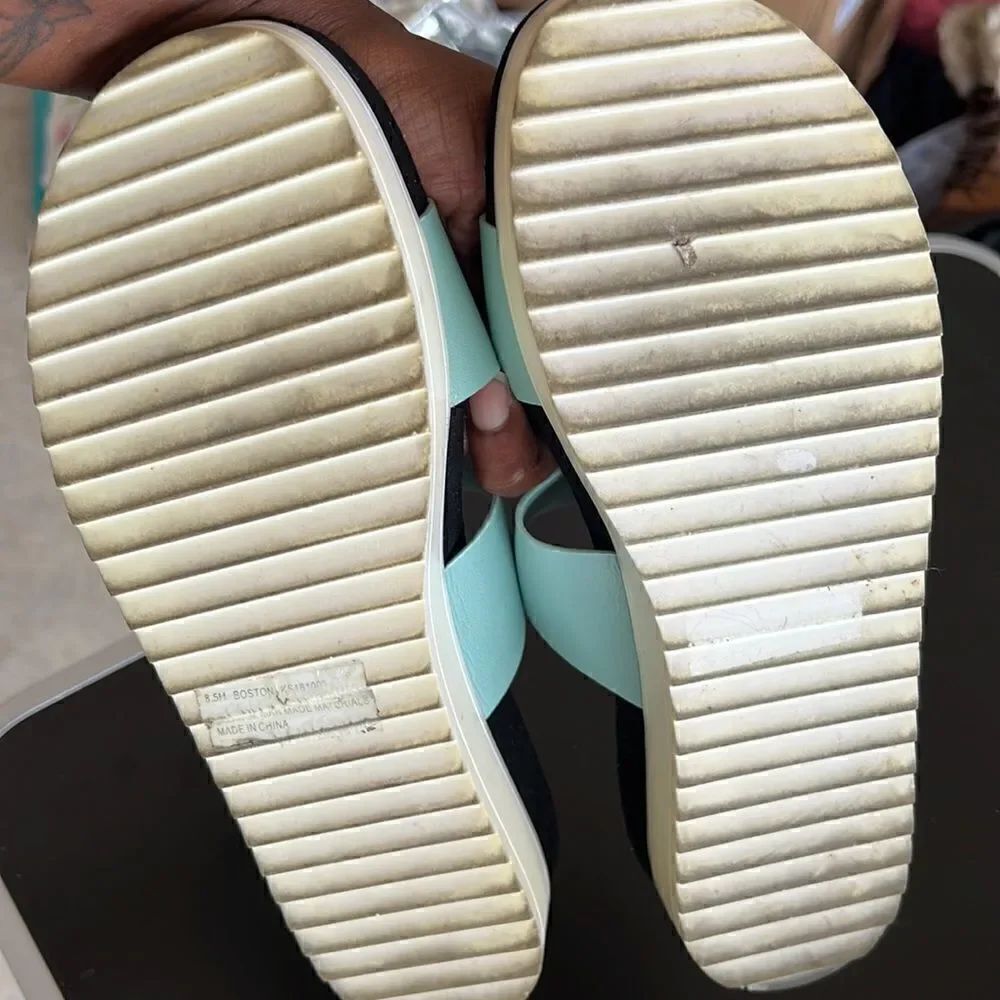 Kenzie Sandals  - Picture 2 of 6